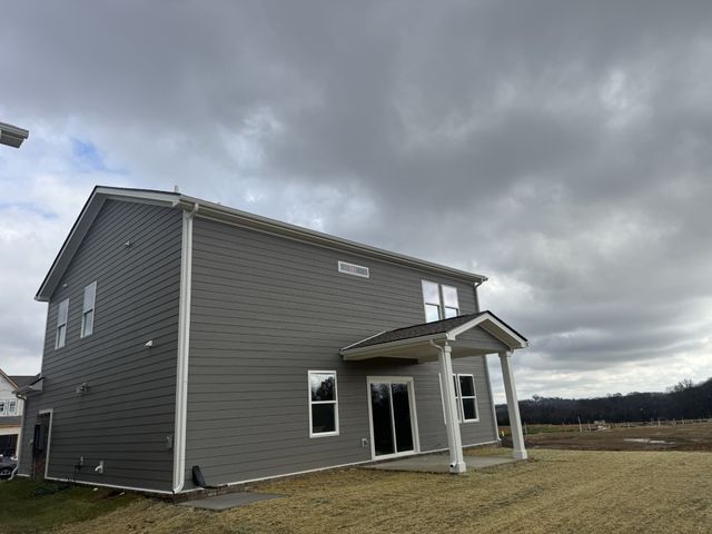 132 Dahlia Dr, La Vergne, TN 37086