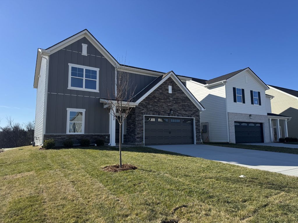 132 Dahlia Dr, La Vergne, TN 37086