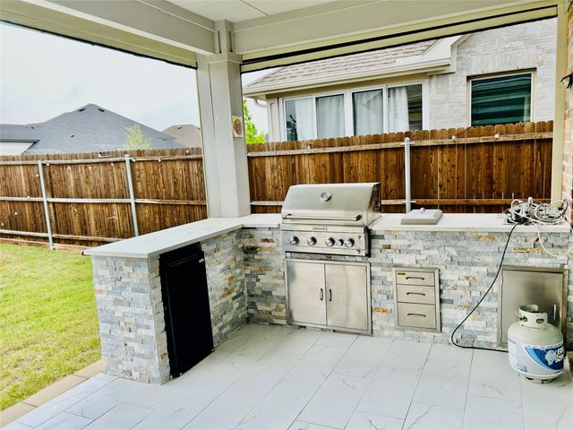 1232 Xeresa Drive, Little Elm, TX 75068