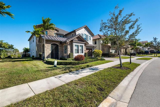 11475 E Watercrest Cir E, Parkland, FL 33076