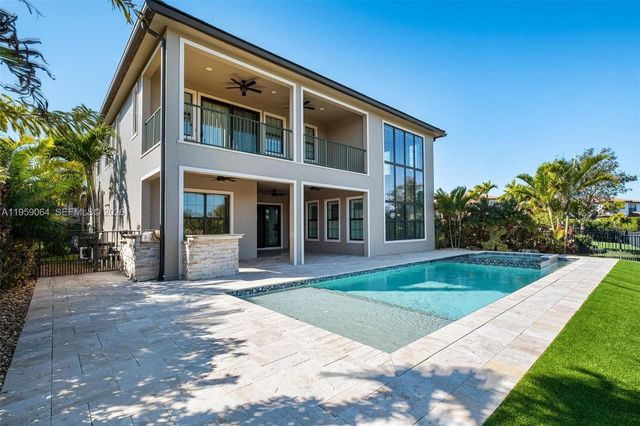 11475 E Watercrest Cir E, Parkland, FL 33076