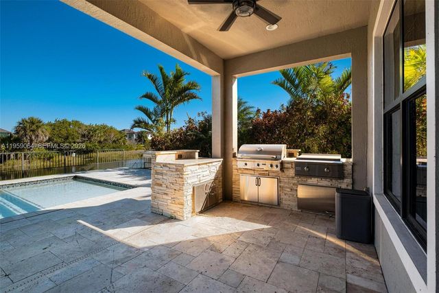 11475 E Watercrest Cir E, Parkland, FL 33076