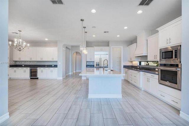 11475 E Watercrest Cir E, Parkland, FL 33076