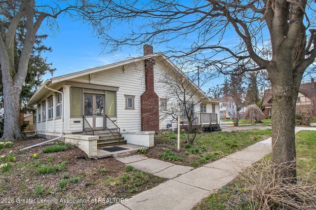 922 E Michigan Avenue, East Lansing, MI 48823