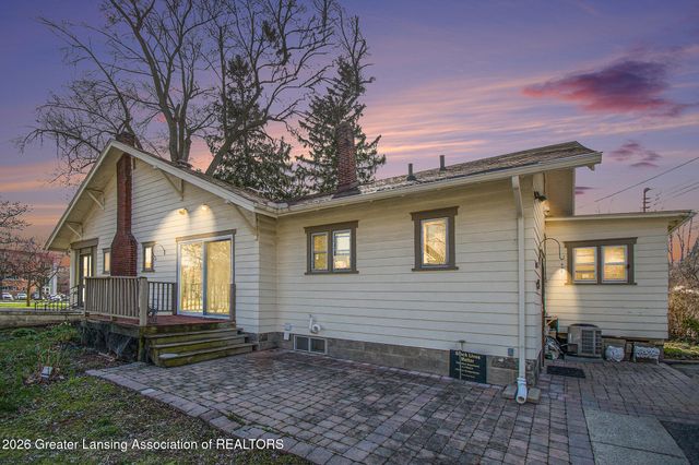 922 E Michigan Avenue, East Lansing, MI 48823