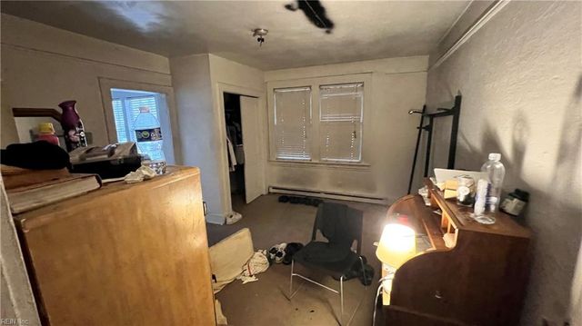 1907 Azalea AVE, Portsmouth, VA 23704