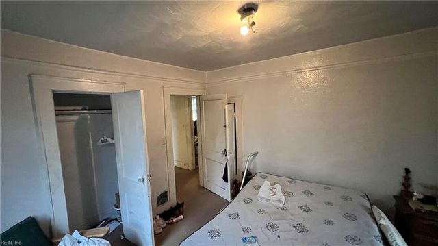 1907 Azalea AVE, Portsmouth, VA 23704