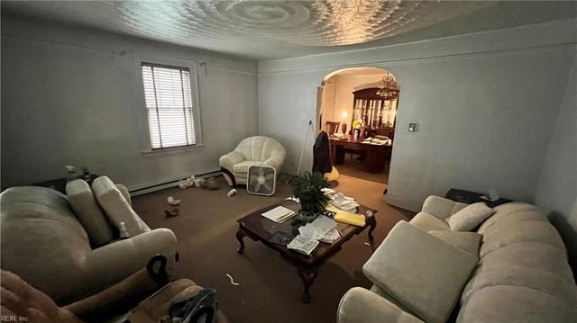 1907 Azalea AVE, Portsmouth, VA 23704