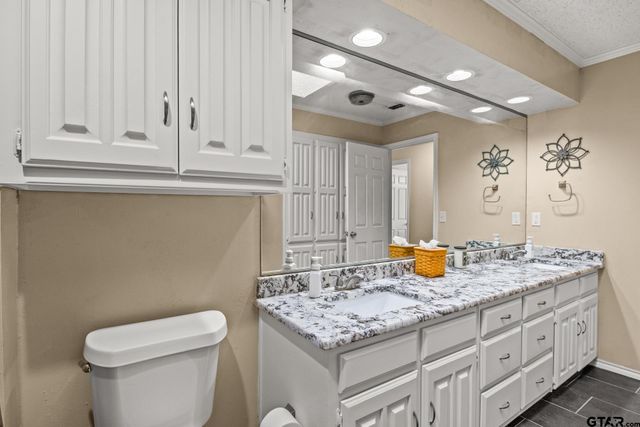 1801 N Fairway, Mount Pleasant, TX 75455