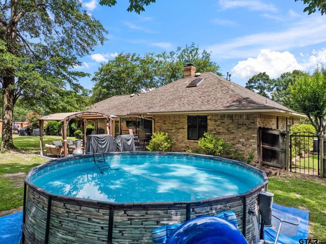 1801 N Fairway, Mount Pleasant, TX 75455