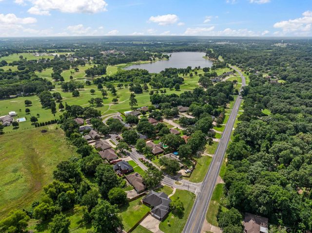 1801 N Fairway, Mount Pleasant, TX 75455