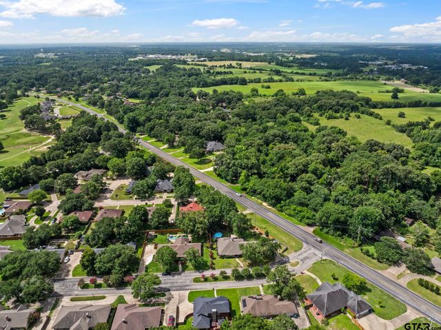 1801 N Fairway, Mount Pleasant, TX 75455