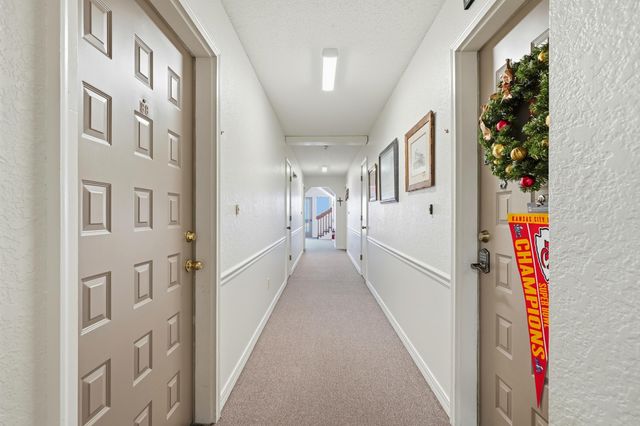 180 Wilshire Drive 88, Hollister, MO 65672