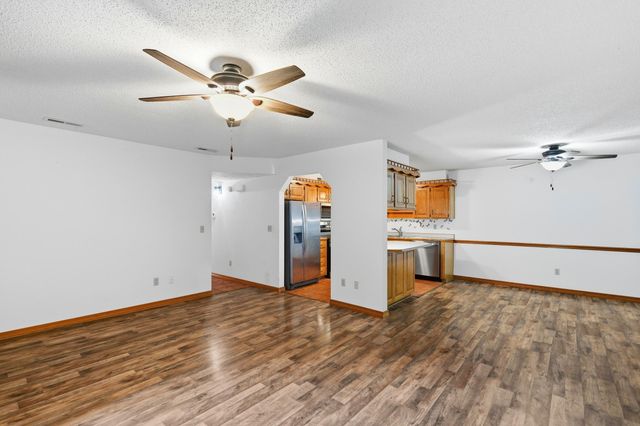 180 Wilshire Drive 88, Hollister, MO 65672