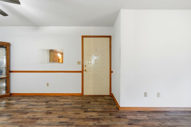 180 Wilshire Drive 88, Hollister, MO 65672