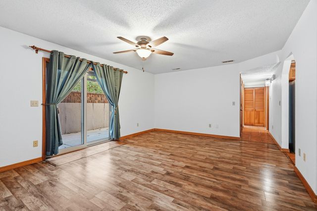 180 Wilshire Drive 88, Hollister, MO 65672