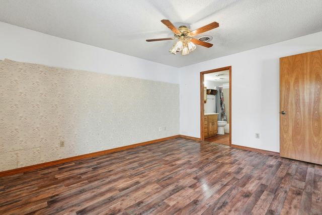 180 Wilshire Drive 88, Hollister, MO 65672