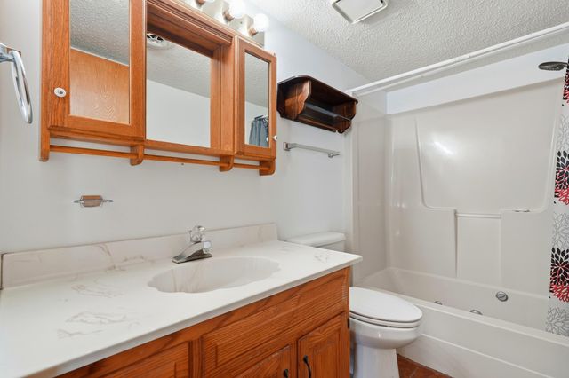 180 Wilshire Drive 88, Hollister, MO 65672