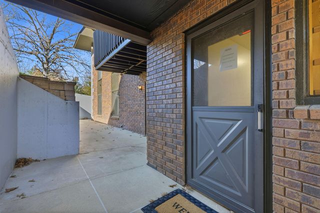 180 Wilshire Drive 88, Hollister, MO 65672