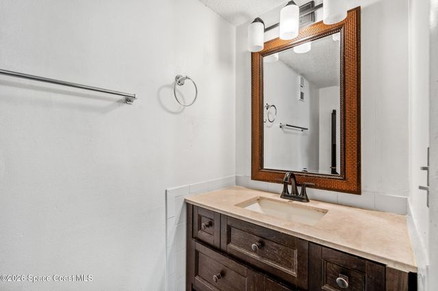 500 Catalina Road 402, Cocoa Beach, FL 32931