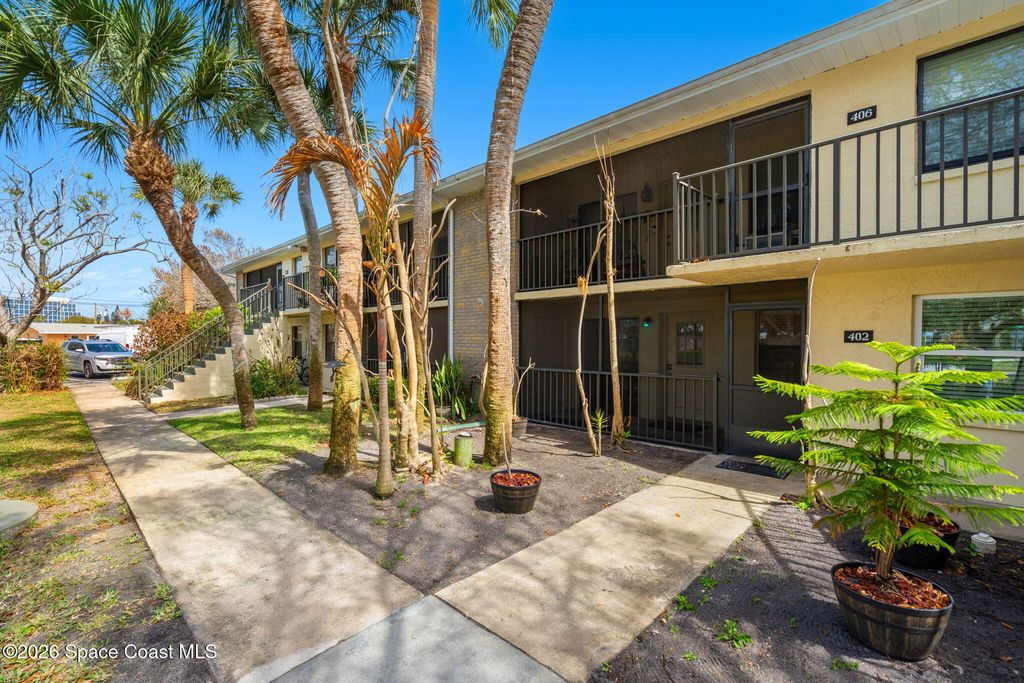 500 Catalina Road 402, Cocoa Beach, FL 32931