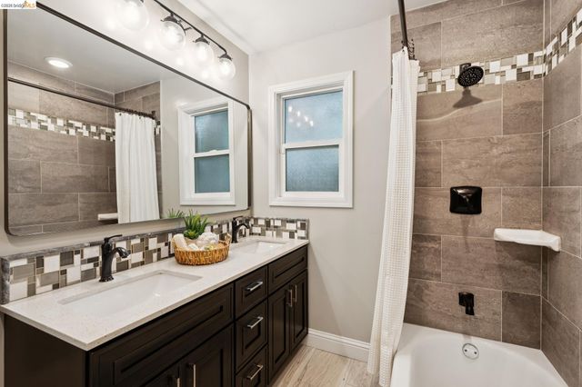 230 Valley Dr, Pleasant Hill, CA 94523