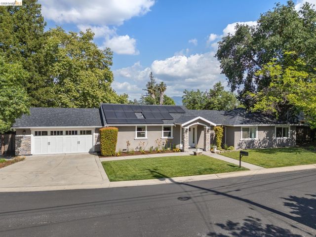 230 Valley Dr, Pleasant Hill, CA 94523