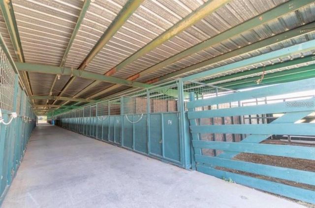 40812 GRAYS AIRPORT ROAD, Lady Lake, FL 32159