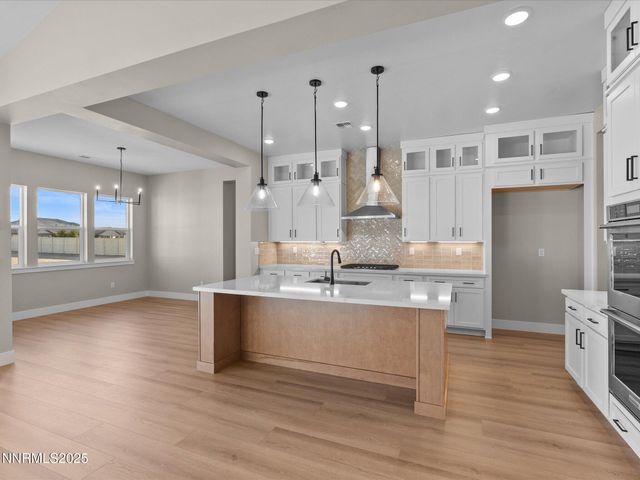 200 Pebble Creek Drive, Sparks, NV 89441