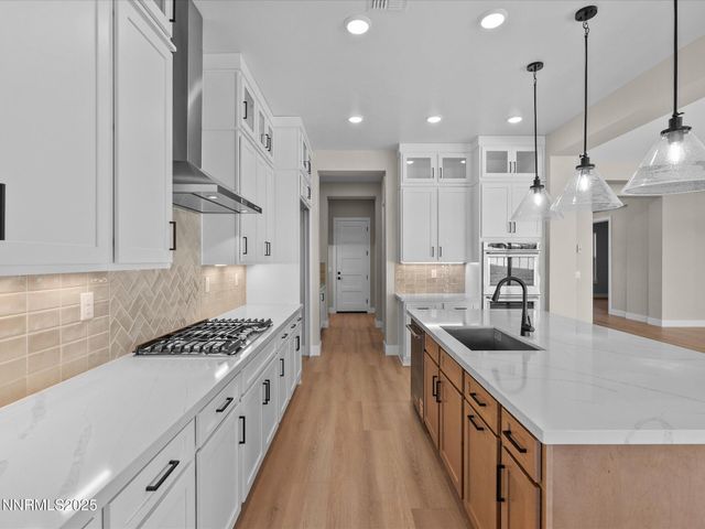 200 Pebble Creek Drive, Sparks, NV 89441