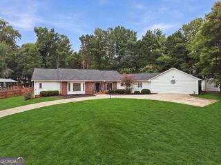 5235 Lanton Circle, Gainesville, GA 30504