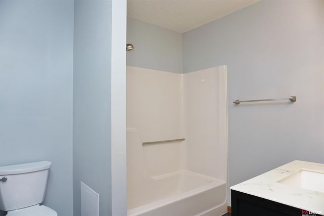 2218 Southwood Place, Lincoln, NE 68512