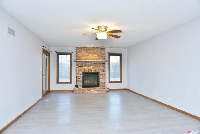 2218 Southwood Place, Lincoln, NE 68512