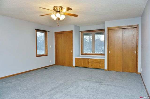 2218 Southwood Place, Lincoln, NE 68512