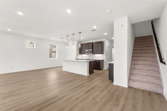 6904 Gorman Falls Trail, Dallas, TX 75228