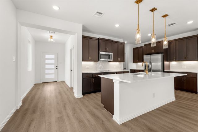 6904 Gorman Falls Trail, Dallas, TX 75228