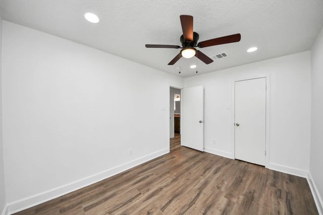 11410 Rockford Drive, Houston, TX 77048