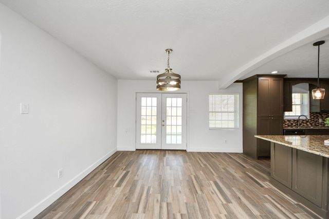 11410 Rockford Drive, Houston, TX 77048