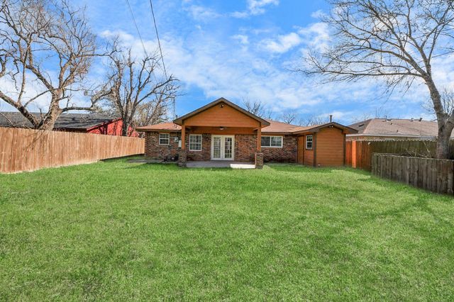 11410 Rockford Drive, Houston, TX 77048