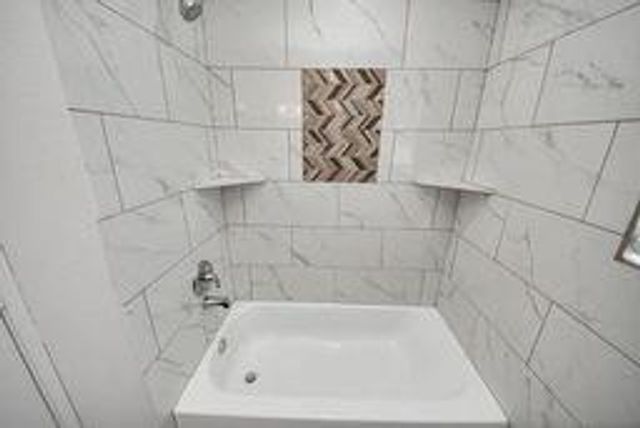 11410 Rockford Drive, Houston, TX 77048