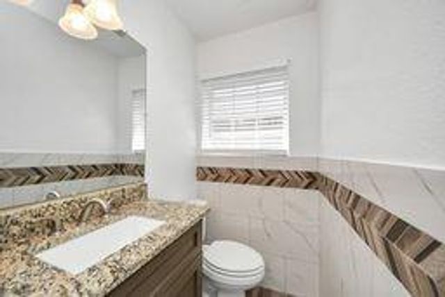 11410 Rockford Drive, Houston, TX 77048