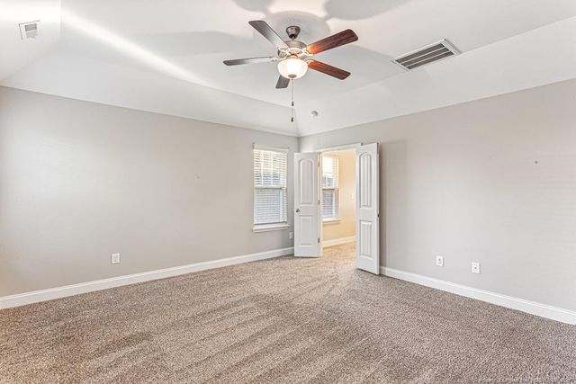 2240 Mannington Drive, Fayetteville, NC 28306
