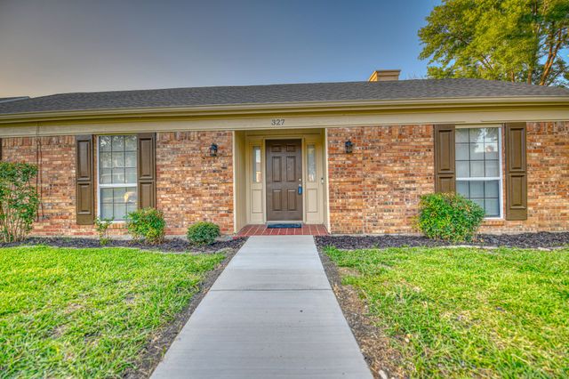 327 Southerland Avenue, Mesquite, TX 75150