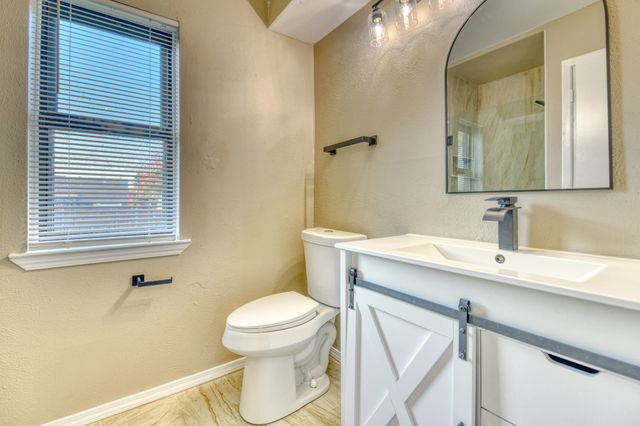 327 Southerland Avenue, Mesquite, TX 75150