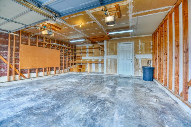 327 Southerland Avenue, Mesquite, TX 75150