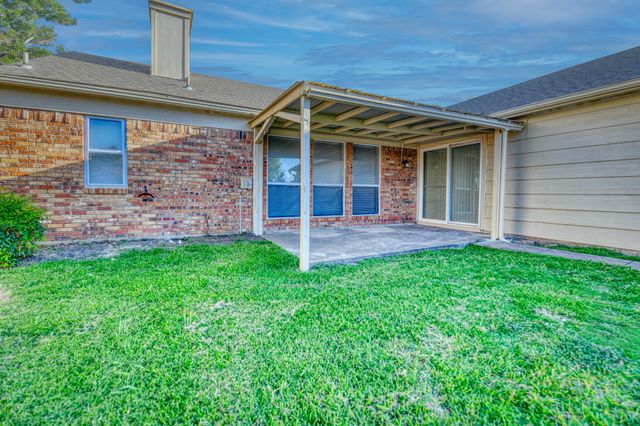 327 Southerland Avenue, Mesquite, TX 75150
