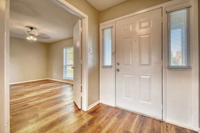 327 Southerland Avenue, Mesquite, TX 75150