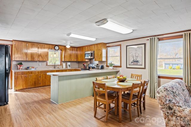 420 Sportsman Drive, Salisbury, NC 28146