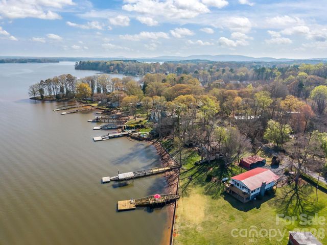 420 Sportsman Drive, Salisbury, NC 28146