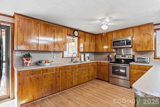 420 Sportsman Drive, Salisbury, NC 28146